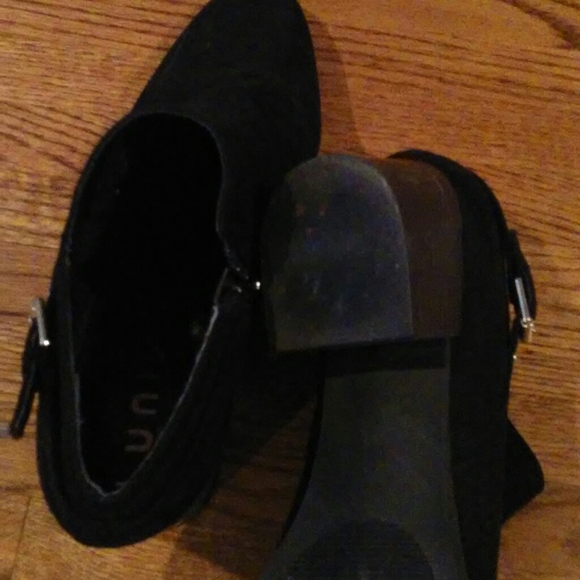 Suede boots - Picture 2 of 7